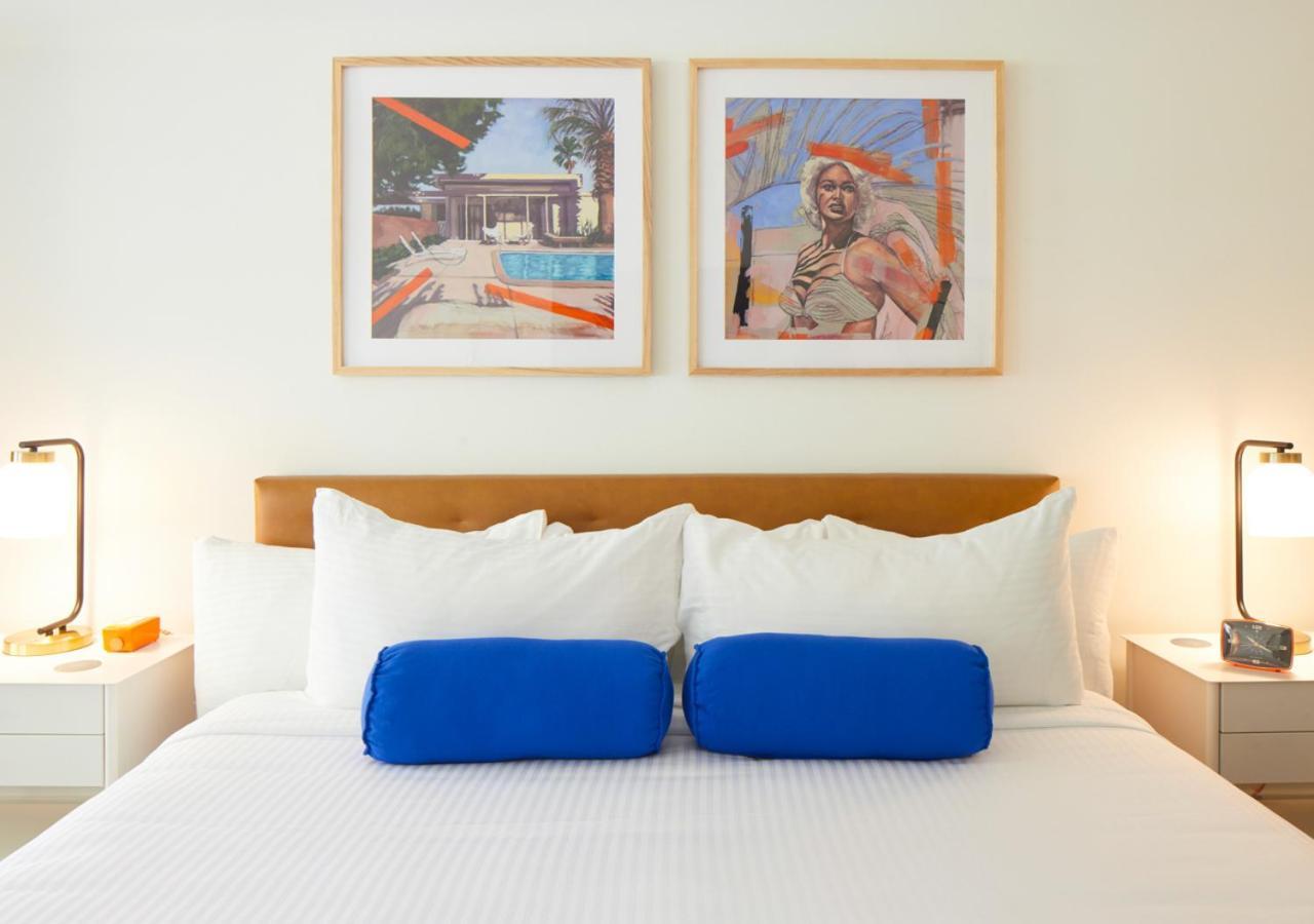 Little Mod Hotel At The University Charlottesville Exterior photo